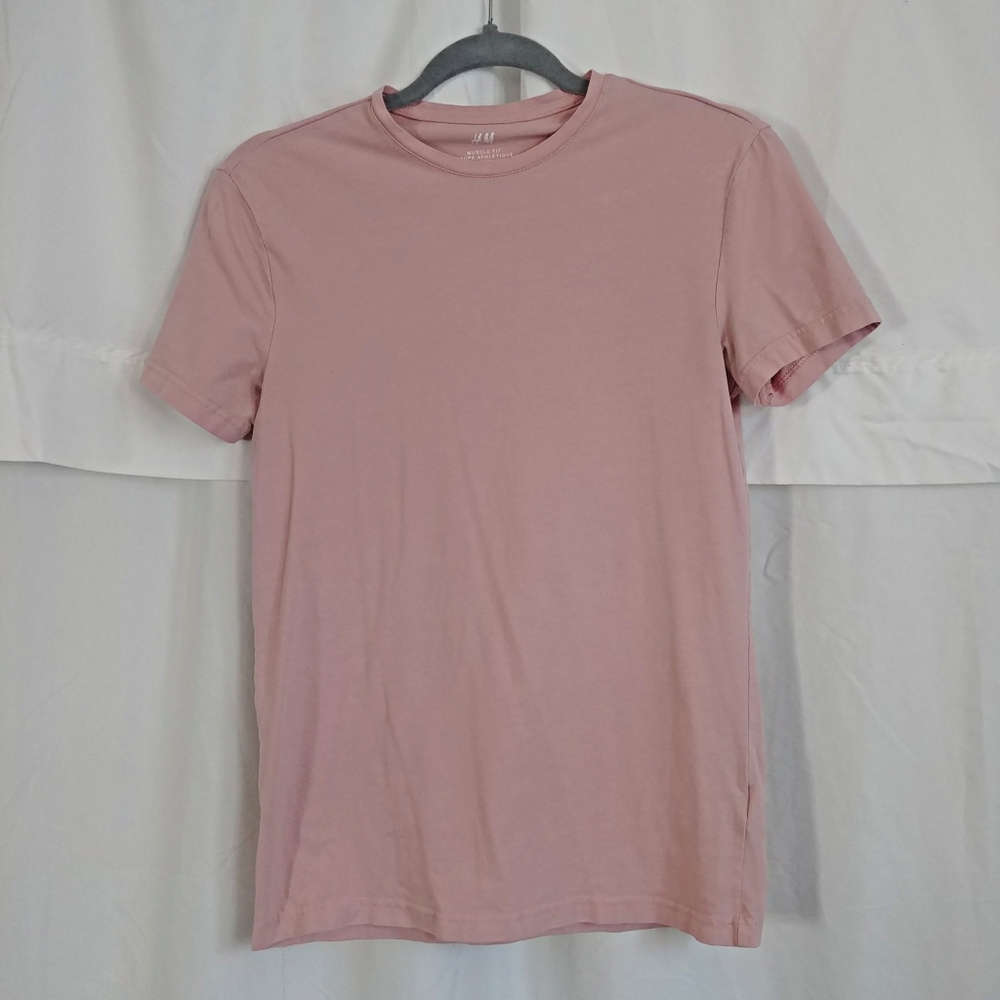 H&M Muscle Fit Tee